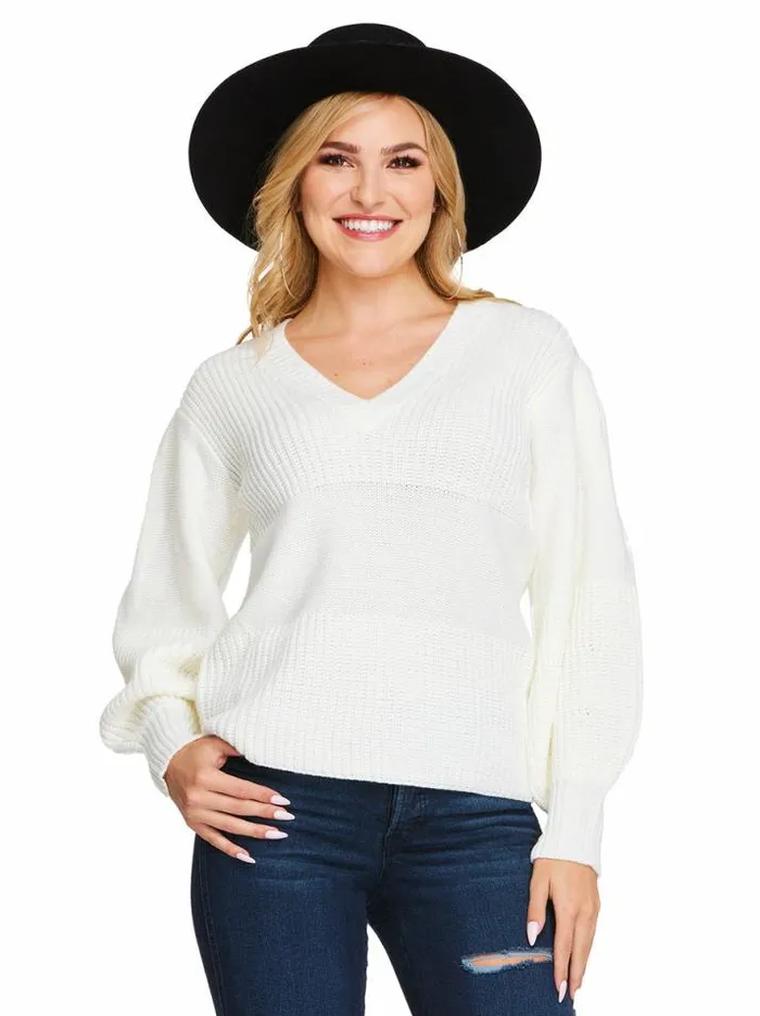 Tops Clothing Jessica Simpson Elmira Sweater In Gardenia