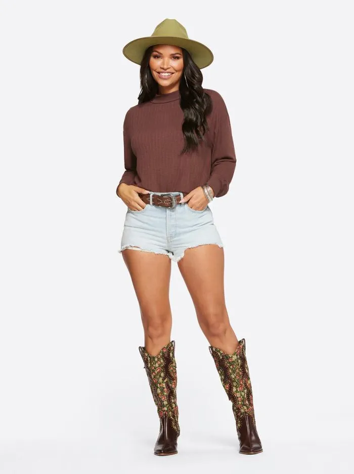 Tops Clothing Jessica Simpson Preston Tee In Deep Mahogany
