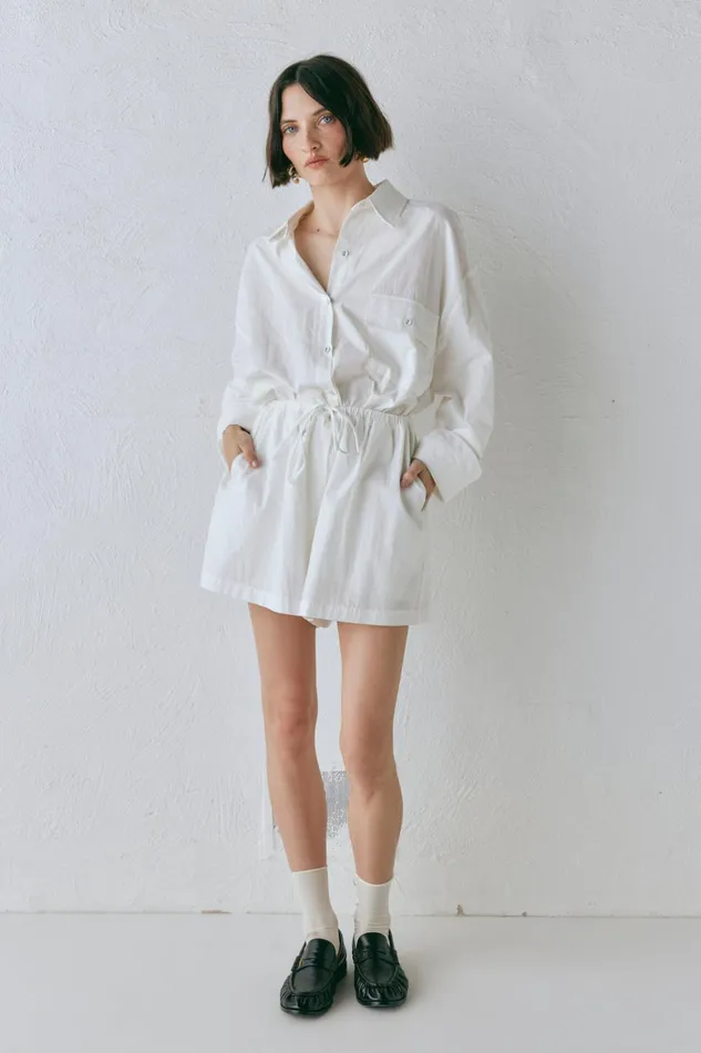 VRG GRL Annika Shorts White Women Shorts