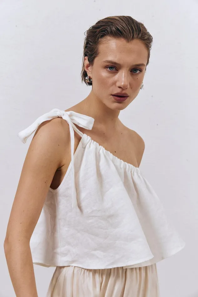 VRG GRL Slow Living Linen Top White Women Sleeveless
