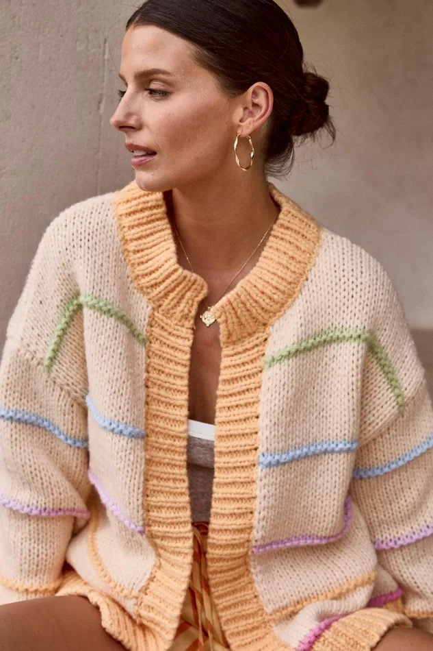VRG GRL Vera Cardigan Apricot Women Cardigans