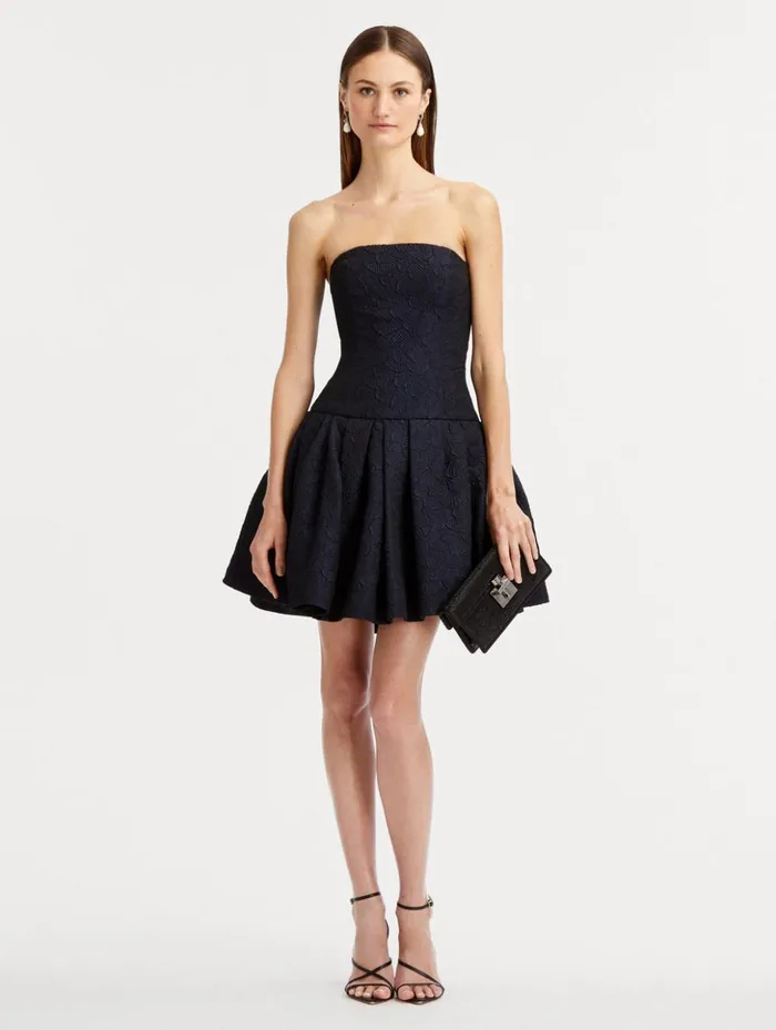 Women Dresses Oscar De La Renta Textured Floral Cloqu CapeBack Dress Navy Women Dresses Oscar De La Renta Textured Floral Cloqu CapeBack Dress Navy