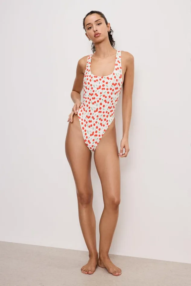 Women GOOD AMERICAN Swim HIGHLEGSWIMSUIT Snow Cherries 04