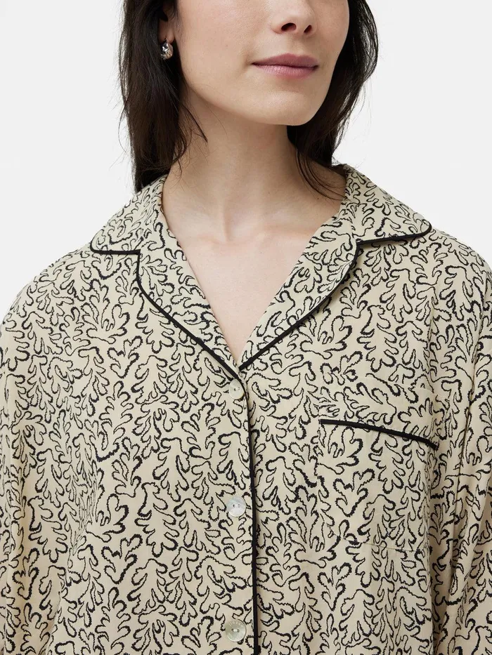 Women Mini Hydra Coral Pyjama Cream Jigsaw Pyjamas and Loungewear