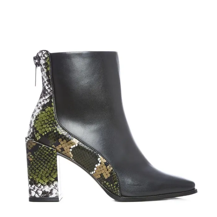 Women Moda In Pelle Black Boots Taysha Black Porvair