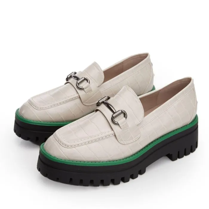 Women Moda In Pelle Brogues And Loafers M By Moda Elloise Off White Patent Mocc Croc