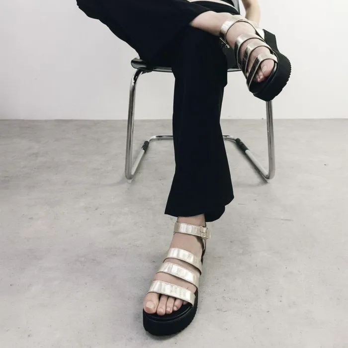 Women Moda In Pelle Flatform Sandals Bsoleful BRocker Gold Leather