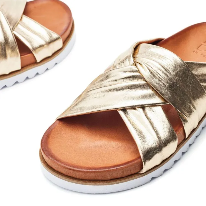 Women Moda In Pelle Flatform Sandals Norrina Gold Leather