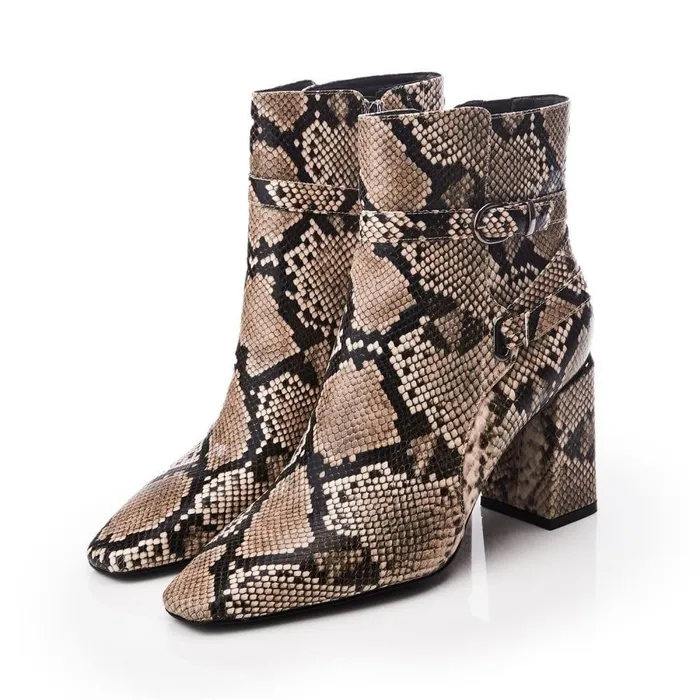Women Moda In Pelle Heeled And Wedge Boots Kamina Natural Snake Print