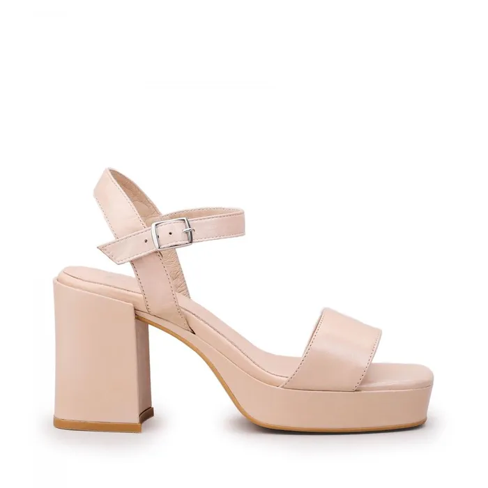 Women Moda In Pelle Heeled Sandals Marciana Off White Leather
