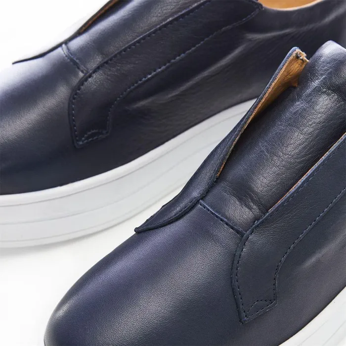 Women Moda In Pelle SlipOn Trainers Bsoleful BBath Navy Leather