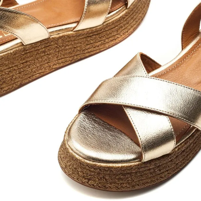 Women Moda In Pelle Wedge Sandals Pashyn Champagne Leather