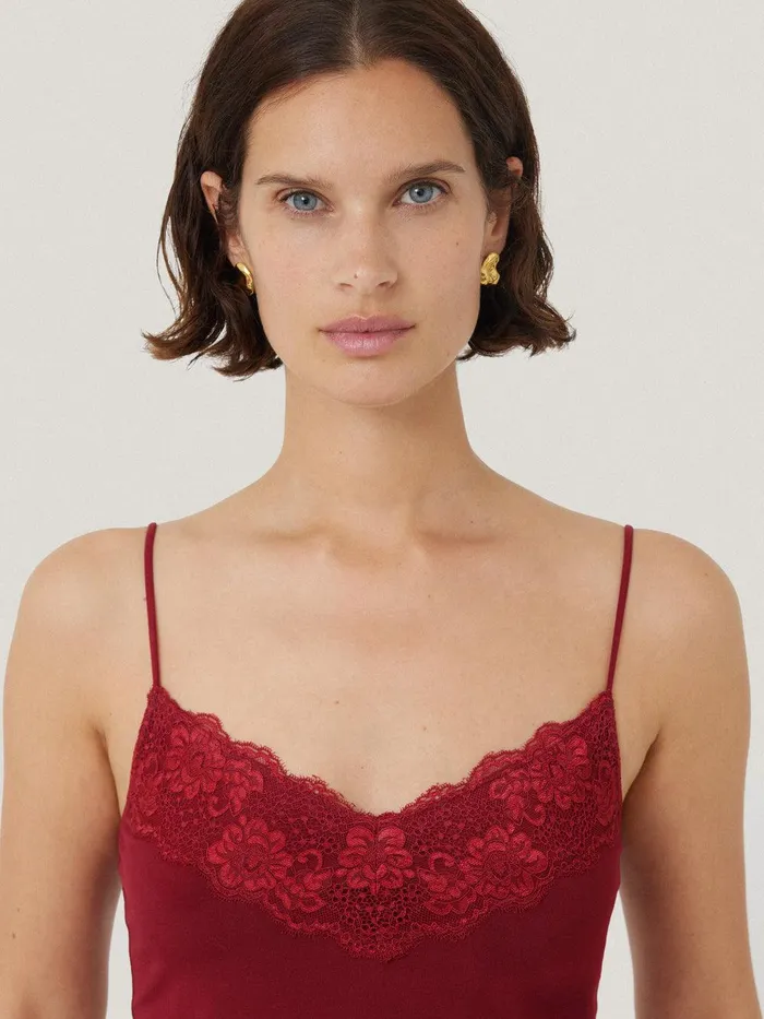 Women Modal Lace Vest Cinema Red Jigsaw Shirts and Tops