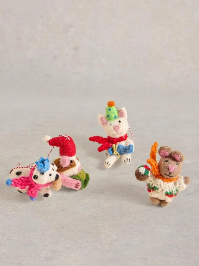 Women Pet Pals Egg Box White Multi White Stuff Decorations