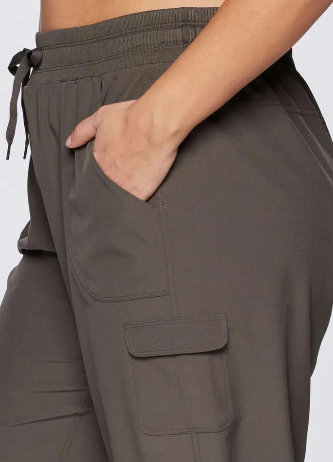 Women Plus Prime Anywhere Cargo Capri Olive RBX Active Pants