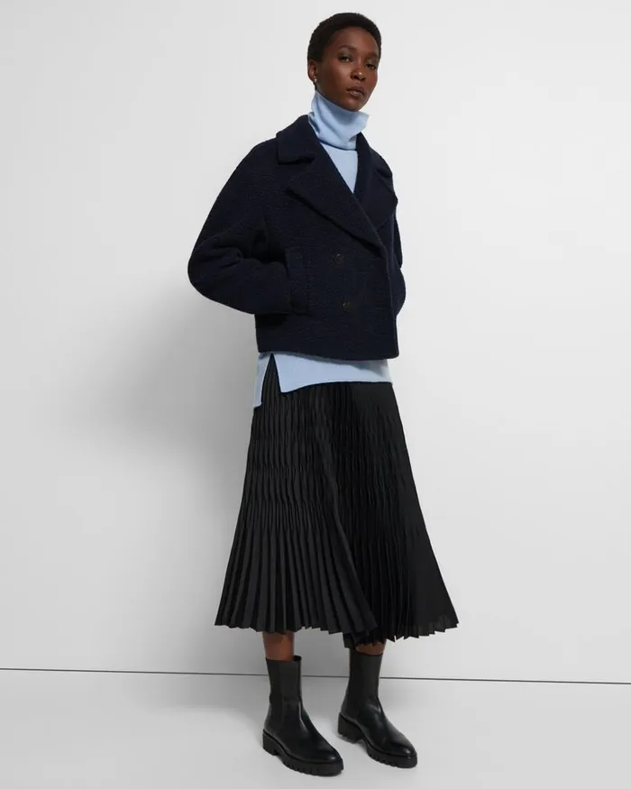 Women Theory Outerwear Cropped Peacoat In Fleece Navy
