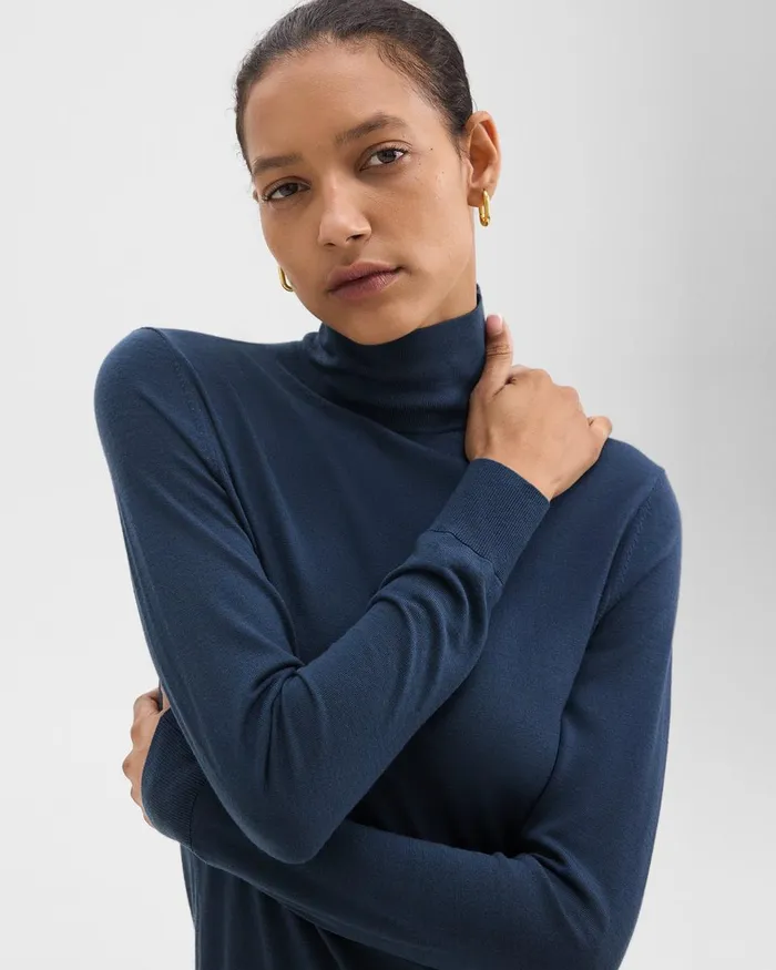 Women Theory Sweaters Cardigans Turtleneck Sweater In Regal Wool Ash Blue