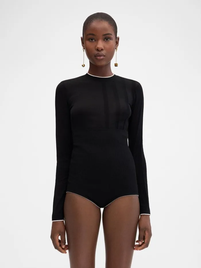 Women Trousers and Shorts JACQUEMUS The Spiaggia Knit Shorts Black